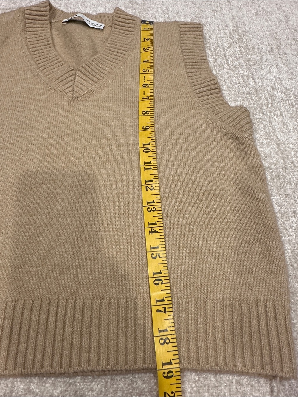 Zara womens Camel V-Neck Knit Vest - Picture 3 of 4